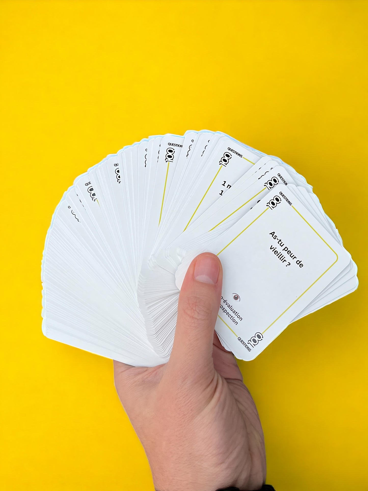 100 questions de la vie - Le Jeu de Cartes pour briser la Glace - Le Cadeau Parfait pour Toutes Les Occasions - Jeu de Cartes fabriqué en France
